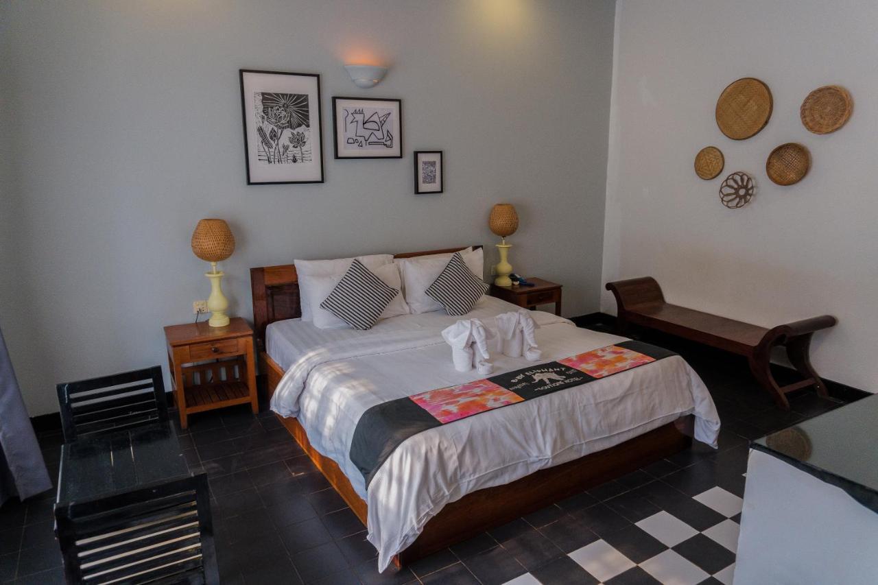 Baby Elephant Boutique Hotel Siem Reap Exteriör bild
