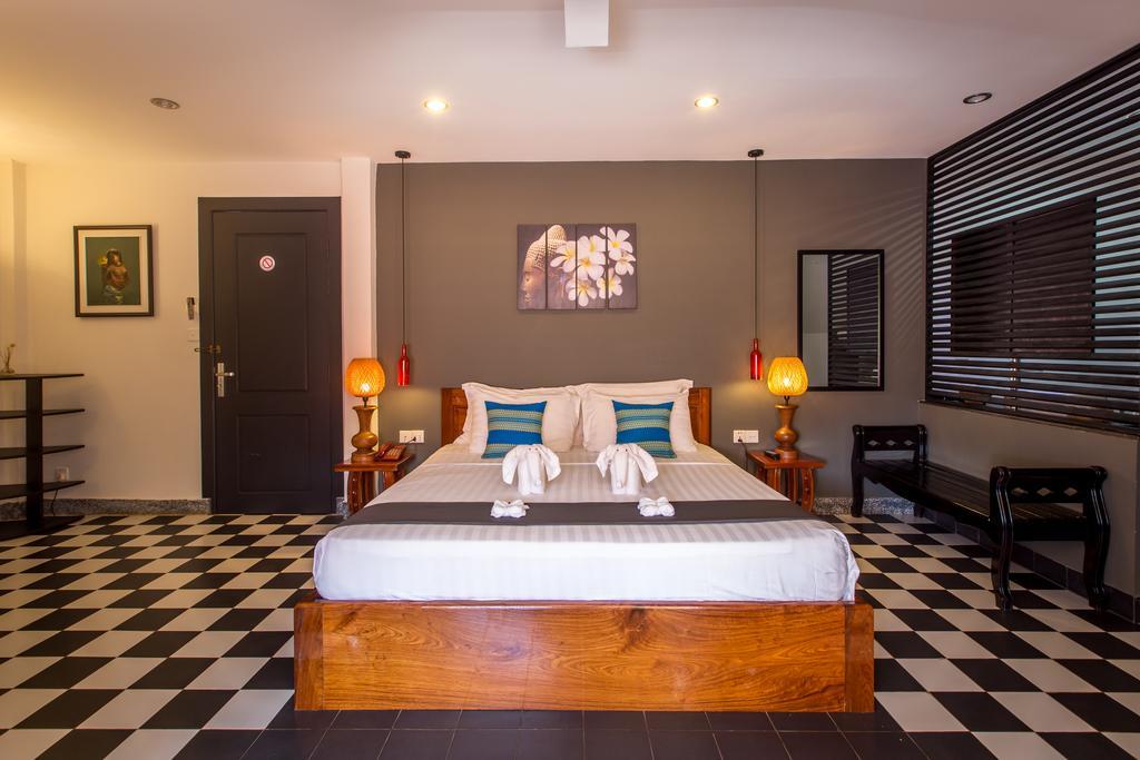 Baby Elephant Boutique Hotel Siem Reap Exteriör bild