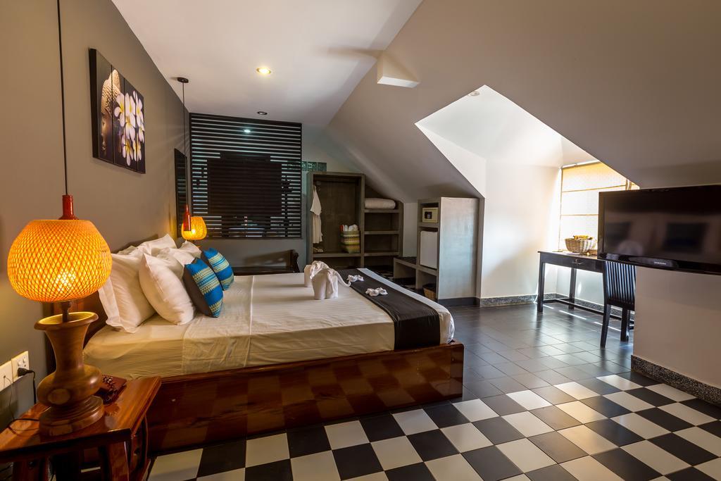 Baby Elephant Boutique Hotel Siem Reap Exteriör bild