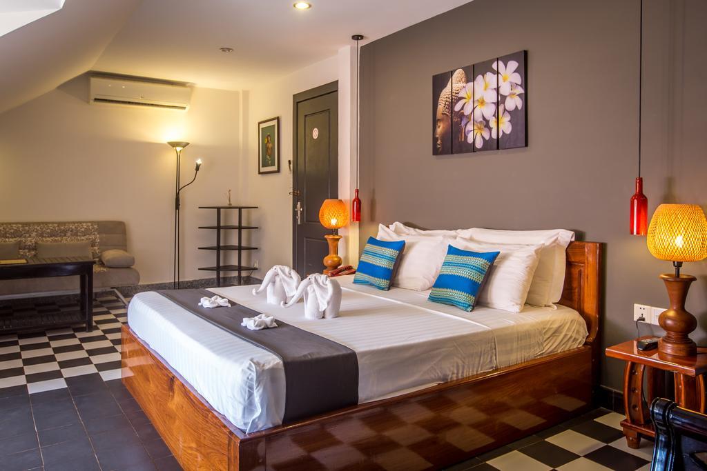 Baby Elephant Boutique Hotel Siem Reap Exteriör bild