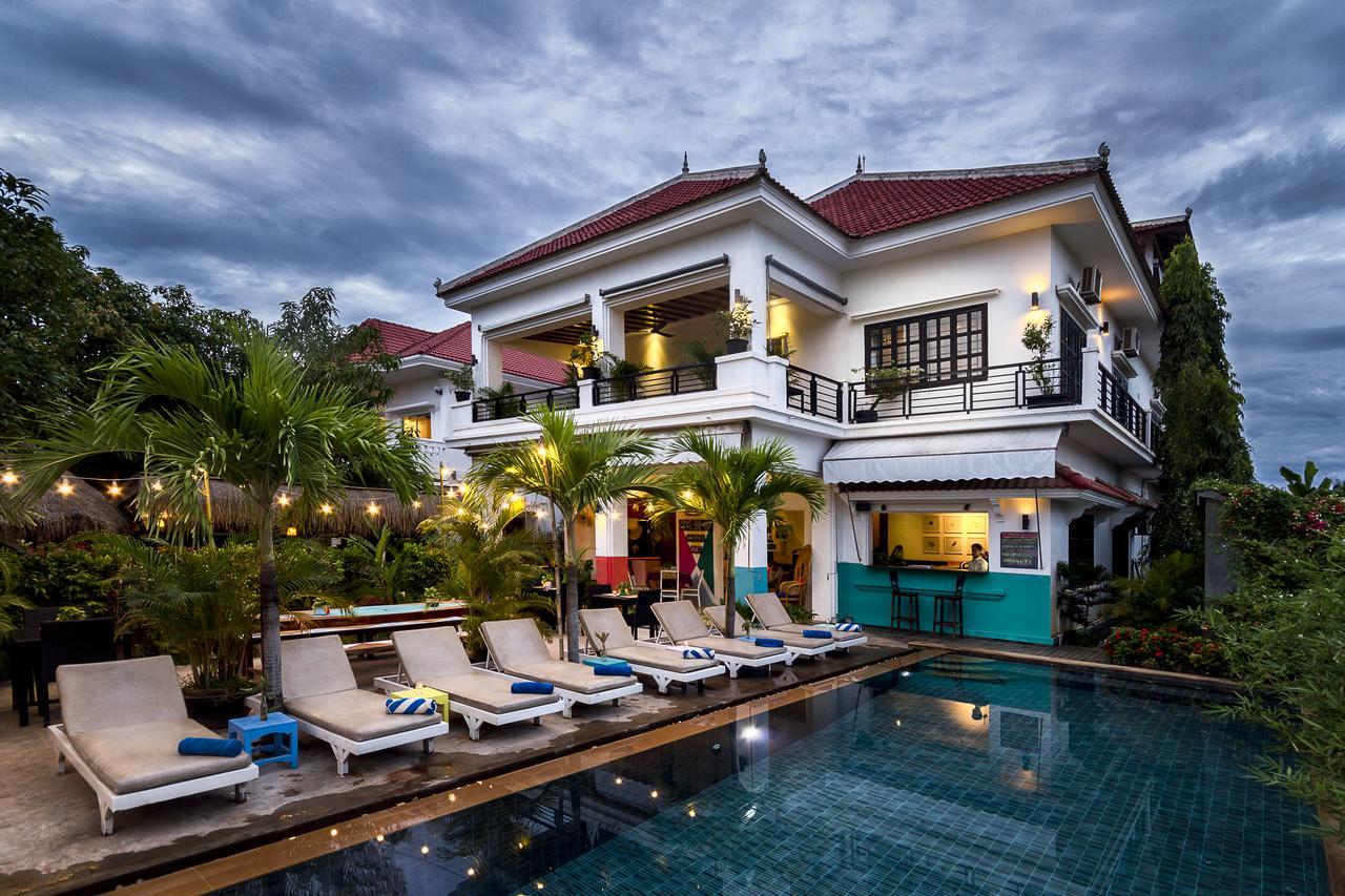 Baby Elephant Boutique Hotel Siem Reap Exteriör bild