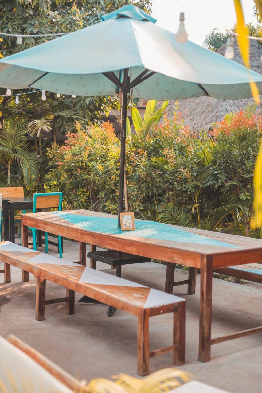 Baby Elephant Boutique Hotel Siem Reap Exteriör bild