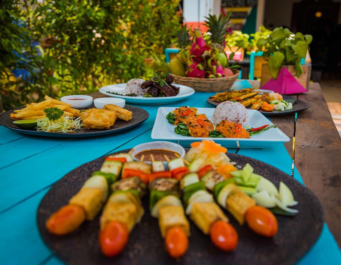 Baby Elephant Boutique Hotel Siem Reap Exteriör bild