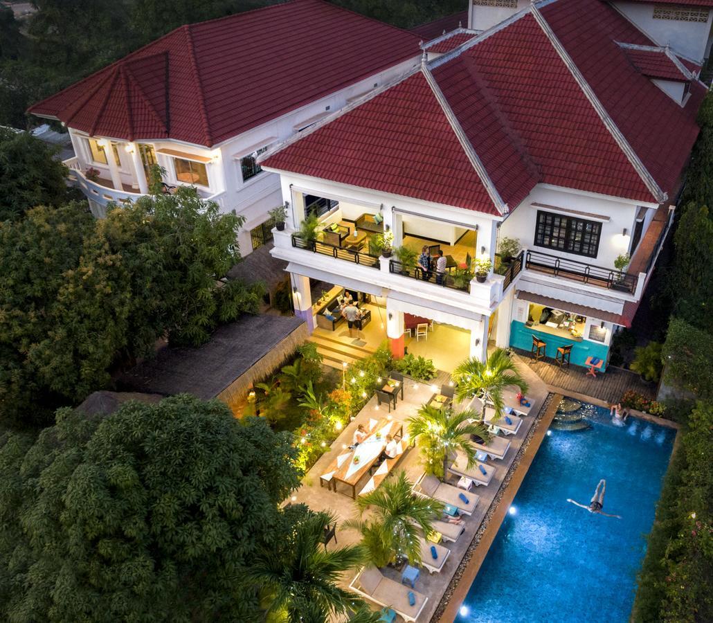 Baby Elephant Boutique Hotel Siem Reap Exteriör bild