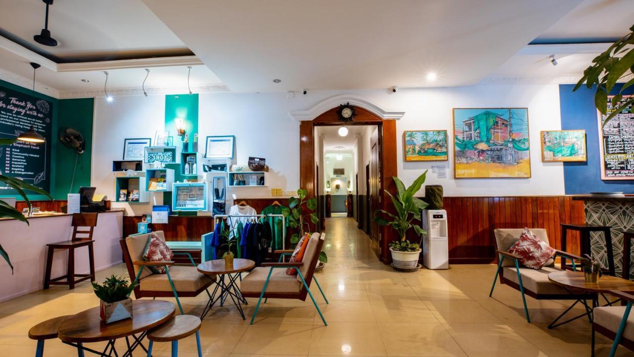 Baby Elephant Boutique Hotel Siem Reap Exteriör bild