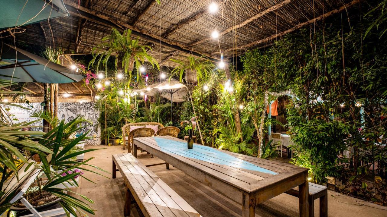 Baby Elephant Boutique Hotel Siem Reap Exteriör bild